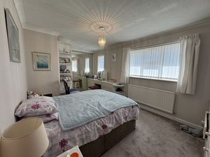 MASTER BEDROOM- click for photo gallery